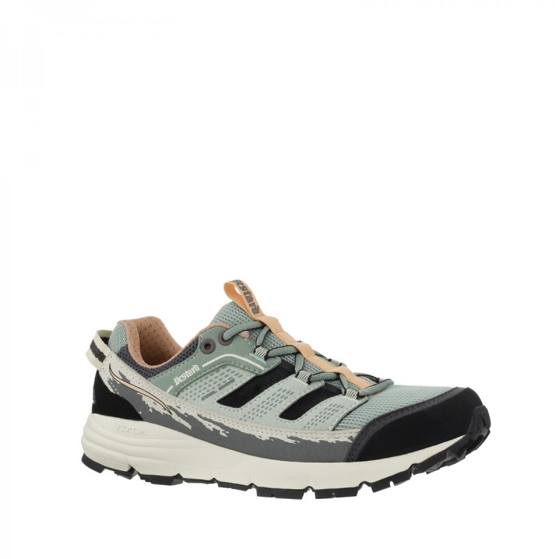 Zapatilla abierta y ultraligera, diseñada para quienes buscan máxima frescura y ventilación.