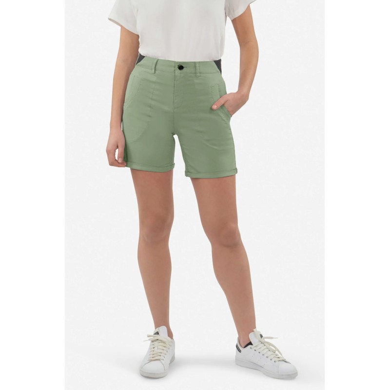 Shorts técnicos con look urbano para todas tus actividades al aire libre.
