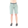 Pantalon corto escalada para mujer, con look urbano para todas tus actividades al aire libre.