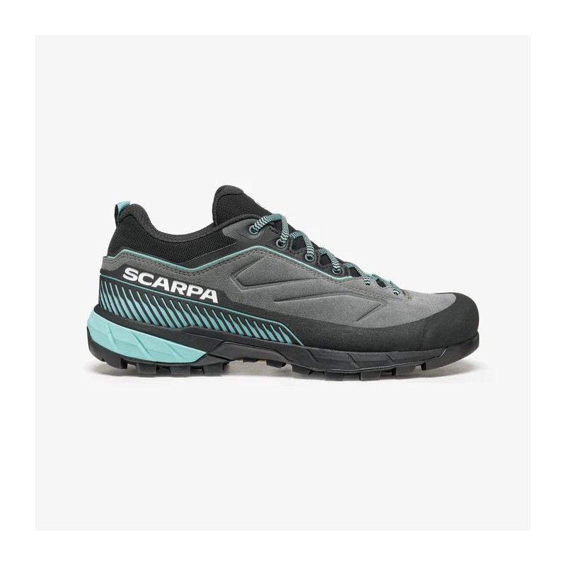 Zapato de protección con puntera ergonómica para aproximación y senderismo.